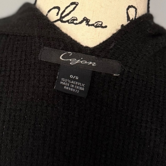 Poncho, Black Knit, Unlined, O/S Acrylic - Picture 3 of 3